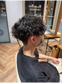 男らしさとラフさを両立◎動きのあるスパイラルパーマ/黒髪