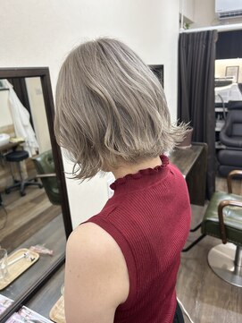 ヘアーラボラッシュ(Hair labo Rush) グレージュ