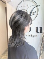 イル(iru)&nbsp;シルバーグレージュ×ハイライト