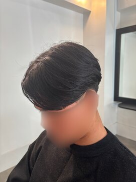 エクシア 西宮北口(EXCIA) 毛流れセンターパート