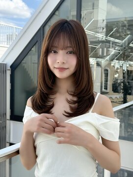 ルームバイシー 新宿(Loom. by Sea) ココアベージュ×レイヤー[小顔/黒髪/オリーブグレー]