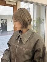 シラフ(SHIRAF)&nbsp;milk tea beige × layer bob