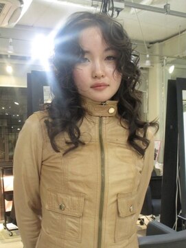 アクアオモテサンドウ(ACQUA omotesando) ◯ミディアムレイヤーパーマ/デジタルパーマ/顔まわりレイヤー