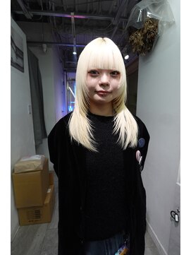 グロウ 渋谷(grow) 抜きっぱなしブロンド×レイヤーカット