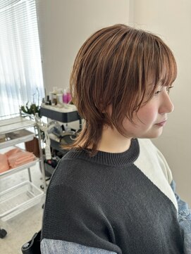 テラス トヨタ(Telasu Toyota) 軽めウルフレイヤーで軽やかに動きのあるスタイルに◎