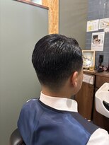 オールマンバーバーショップ 流山おおたかの森(Allman Barbershop)&nbsp;波巻きツイストスパイラル/センターパート/流山おおたかの森