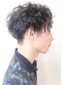 【★★★】ランダムスパイラルパーマで色気溢れる艶男に☆