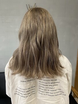 フェイバーバイリフ(FAVOR by Ref.) ミルクティーベージュ×外ハネ