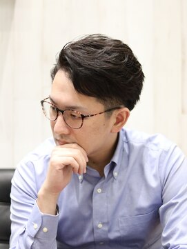 ヨシザワインク プレミアム 横浜 桜木町店(YOSHIZAWA Inc. PREMIUM) ナチュラルバックスタイルツーブロックビジネスショート