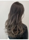 透明感グレージュカラー