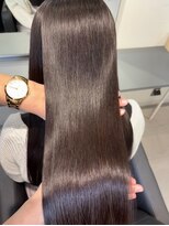 キング 高槻(K!ng)&nbsp;縮毛矯正髪質改善ハイライトレイヤーカット高槻美容室エクステ