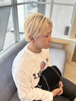 コレロ ヘアー(KORERO hair)&nbsp;10代、20代に人気のブロンド、抜け感、ニュアンスカット