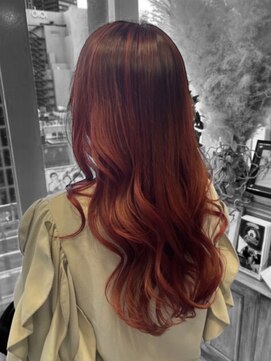 リープス(LEAPS) 艶感強めのレッドカラー