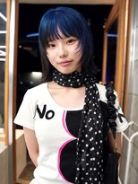 トゥコ(tuco)&nbsp;ブルーデザインカラー　コントラスト　ショートウルフ　ボブ