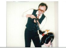 若き日の東京での日本髪技術の修行時代です。