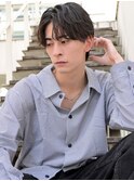 ツイストフェザーショート/センターパート/刈り上げ/ニュアンス