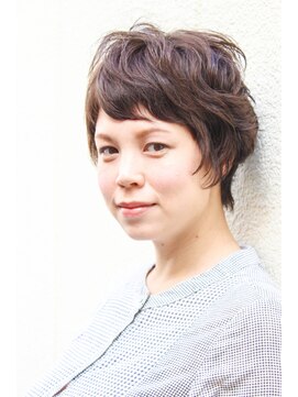 アンプレヴーアジュテ(Impre'vu ajoute) 大人つや髪、マーメイドアッシュ