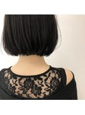 パツっと切りっぱなしボブ