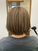 ヘアーリードトワモア(HAIR LEAD TOI MOI) ベージュカラー