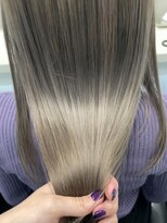 リリー(Lilley)&nbsp;【Lilley 稲永麻衣】髪質改善＋ハイトーン天神/今泉