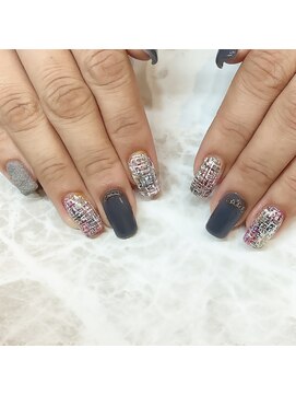 ルイーゼ(Luise) ネイルデザイン