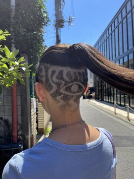 カー(KAH) バリアート　刈り上げ　女子　ラインアート