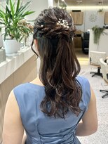 ゼストララ(ZEST Lara)&nbsp;華やかハーフアップ！お呼ばれヘアセット【吉祥寺】misaki