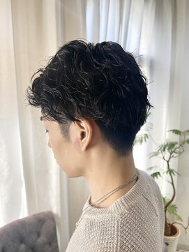 メンズサロン キング 梅田店(Men’s salon K!ng) 波巻きツイストスパイラルパーマ/フェザーパーマ/眉毛/メンズ