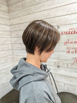プログレス つくば店(PROGRESS by ヂェムクローバーヘアー) 大人ハイライトショート