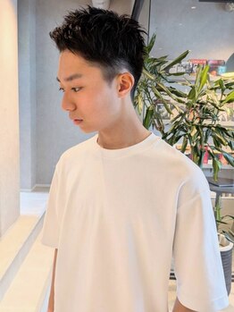 メンズサロン ブロック(Men's Salon bloc)の写真/【20時迄営業】パーマが人気の札幌大通のメンズ専門店◆メンズカット+クールヘッドスパ+眉毛カット￥6,000