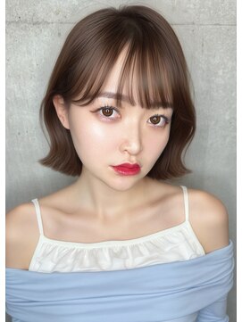 リークフー(Ree cu fuu) レイヤーミディくびれボブ外ハネボブ透明感カラー冬カラー