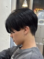 スタジオフォーエイチ(STUDIO 4H)&nbsp;毛流れセンターパート/シャドウパーマ/刈り上げ/ダークアッシュ