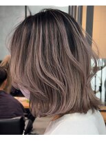 サロウィン 下北沢(SALOWIN)&nbsp;グレーピンクのシャドールーツ