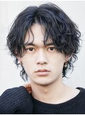 渋谷スパイラルパーマメンズマッシュウルフセンターパートカット