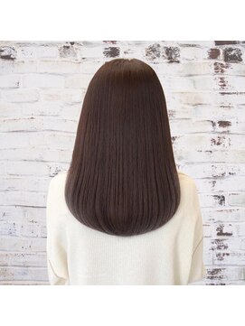 ニキータ(NIKITA) 【艶カラーでオシャレに♪】大人可愛い美髪艶カラー