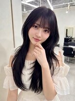 ディーバ 横浜(D.I.E.V.A)&nbsp;10代20代大人可愛いひし形ウルフハッシュカット韓国艶髪ブラウン