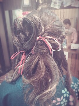 ユートピア(U topia) リボンとハートでラブリーハーフアップ【ユートピア渡邉】