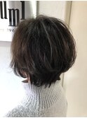 ショートボブ