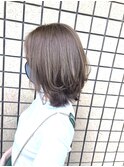 ミディアムレイヤースタイル