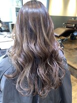 シェノンヘア(Chainon hair)&nbsp;ベージュ×ハイライトで柔らかベージュ