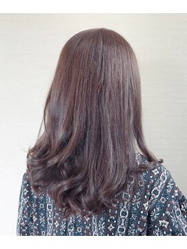 美容室テク アート バイ シック ベージュカラー