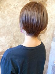 magiyhair【nico】大人ショート　ベージュカラー