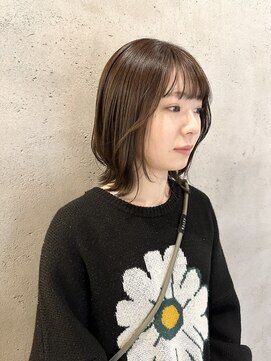 アングゥ ウル(ungu ul) レイヤーカット/艶髪／艶カラー/オージュア