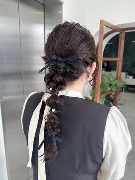 ソピ バイ インビテーション(sopi by invitation) ヘアアレンジ 編み下ろし お呼ばれヘア ヘアセット