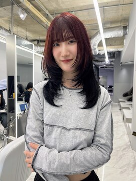 ヴァイス 新宿店(VAICE) ブリーチなしレッドとブラックのデザインカラー