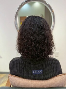 ビィーワンイースト(Be 1 EAST) ミディアムパーマ