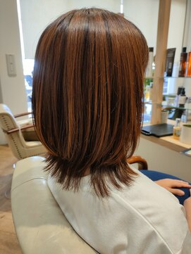 カシータフロル 守山(Casita flor) レイヤーボブ