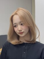 ビュー フクオカ(VIEW FUKUOKA)&nbsp;ダブルカラーでつくるミルクティーベージュ