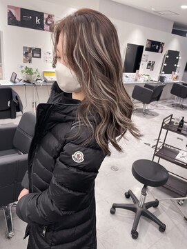 キング 心斎橋店(K!ng) 縮毛矯正髪質改善レイヤーカットトリートメント心斎橋美容室