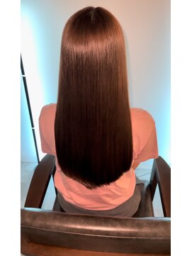 ユウキカガヤキ(YUUKI KAGAYAKI) 姫路 レイヤーカット ロング 髪質改善　縮毛矯正　特化サロン